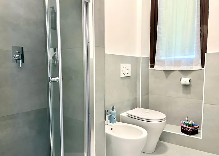 Dimora Sottoripa 49 Di Fronte Acquario - Genovabb It Apartmán Janov