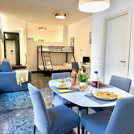 Dimora Sottoripa 49 Di Fronte Acquario - Genovabb It Apartmán *